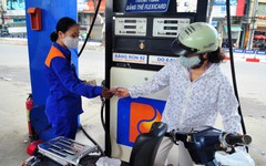 Giá xăng giảm rất nhẹ chiều 20/11