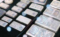 Giá bạc duy trì ở mức hơn 52 triệu đồng/kg