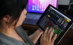 Chứng khoán Hòa Bình bị đình chỉ một phần hoạt động giao dịch