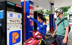 Giá xăng giảm 500 đồng/lít chiều 27/11