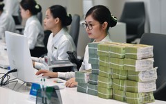 20 ngân hàng tăng lãi suất tiết kiệm trong tháng 11: Ngân hàng nào tăng mạnh nhất?