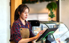 Chính sách thuế mới thúc đẩy chuyển đổi số: Techcombank cùng hộ kinh doanh giải bài toán vận hành toàn diện