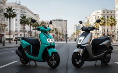 Honda, Yamaha bán xe điện kiểu gì thế?