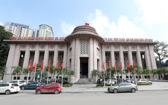 'Cần có lộ trình cụ thể để bỏ cơ chế phân bổ room tín dụng'