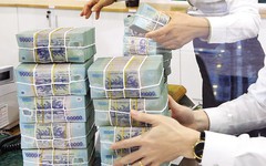 Một ngân hàng tăng lãi suất tiết kiệm vượt 6%/năm