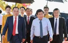 Chưa đầy 20 ngày nữa, Vingroup của tỷ phú Phạm Nhật Vượng sẽ khởi công loạt siêu dự án từ KĐT có vốn khủng nhất lịch sử đến metro, nhà máy thép