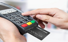 Mở thẻ tín dụng chi tiêu, nợ gốc 38 triệu, người đàn ông bị ngân hàng kiện đòi hơn 150 triệu đồng