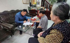 Cụ ông đang ở nhà thì nhận được cuộc gọi đầu số 084, 092: Yêu cầu giao nộp 100 triệu trong tài khoản ngân hàng và 7 chỉ vàng