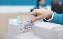 Biến động mạnh lãi suất tiết kiệm: Gửi tiền ở Agribank, BIDV, Vietcombank, VietinBank hưởng lãi cao nhất bao nhiêu?