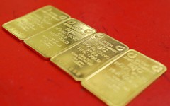Cập nhật giá vàng hôm nay ngày 17/4: Vàng trong nước lập đỉnh mới ở 118 triệu đồng/lượng