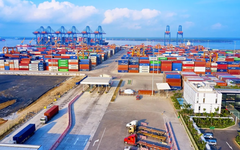 Tổng trị giá xuất nhập khẩu tính đến giữa tháng 4/2025 tăng 16,5% so với cùng kỳ