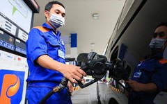 Giá xăng đồng loạt giảm xuống dưới 20.000 đồng/lít