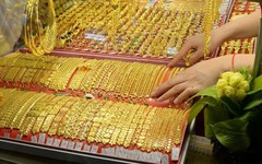 Cập nhật giá vàng hôm nay ngày 18/8: Vàng trong nước tăng 400.000 đồng/lượng