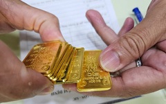 Cập nhật giá vàng hôm nay ngày 21/8: Vàng SJC lập đỉnh mới