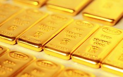 Cập nhật giá vàng hôm nay ngày 25/8: SJC sắp chạm mốc 127 triệu đồng/lượng