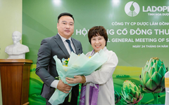 Chủ tịch HĐQT Ladophar muốn thoái gần hết vốn