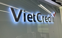 Phó Tổng giám đốc VietCredit bị phạt vì mua cổ phiếu 'chui'