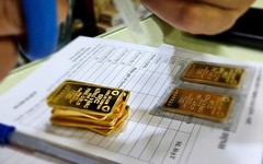 Cập nhật giá vàng hôm nay ngày 5/8: Vàng SJC đắt thêm nửa triệu đồng mỗi lượng