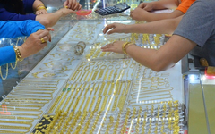 Cập nhật giá vàng hôm nay ngày 5/9: Vàng SJC lập đỉnh mới 134,4 triệu đồng/lượng