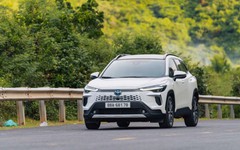 Xe hybrid hạ giá ngang xe thuần xăng, các hãng xe đua nhau 'đổ hàng' - doanh số 2026 liệu có bùng nổ?