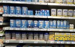 Nóng: Sữa bột Aptamil bị thu hồi ở Anh do phát hiện độc tố