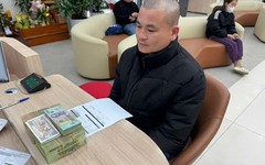 Người đàn ông Bắc Ninh phải báo công an sau khi tài khoản Techcombank nhận được hơn 365 triệu đồng kèm nội dung này