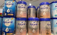 Đến lượt Aptamil Đức bị thu hồi