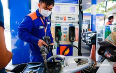 Tiếp tục giảm các loại thuế đối với xăng, dầu đến hết năm 2026