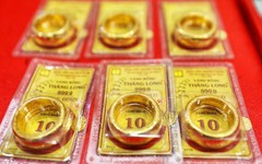 Giá vàng nhẫn trơn, vàng miếng chiều 17/10 tại SJC, PNJ, DOJI, Bảo Tín Minh Châu và Bảo Tín Mạnh Hải đồng loạt giảm