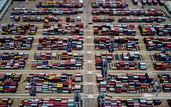 Việt Nam xuất siêu trở lại trong tháng 9/2026