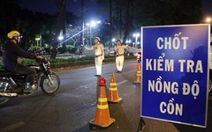 Uống rượu từ hôm trước, sáng hôm sau vẫn bị phạt nồng độ cồn, Bộ Công an nói gì?