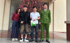 Vừa từ nước ngoài về, phát hiện tài khoản ngân hàng có 2 khoản tiền lạ lên tới 175 triệu đồng, người đàn ông vội đến công an trình báo