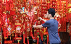 Doanh thu tăng vọt dịp Tết: Hộ kinh doanh có bị truy thu thuế?