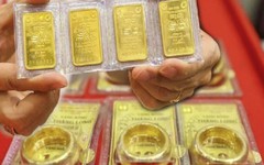 Chiều 2/2: Giá vàng tiếp tục giảm mạnh so với buổi sáng, vàng nhẫn còn 16,5 triệu đồng/chỉ