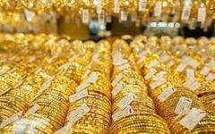 Cuối chiều 3/2: Giá vàng tăng 10,5 triệu đồng/lượng