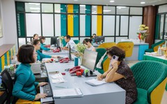 Đến ngân hàng chuyển tiền, nhân viên BIDV không thực hiện giao dịch mà đặt hàng loạt câu hỏi: Vị khách ban đầu khó chịu, sau đó lại xúc động cảm ơn