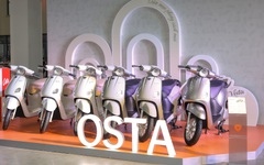 Mẫu xe máy điện di chuyển 180 km sau một lần sạc chính thức ra mắt, giá từ 27,5 triệu đồng