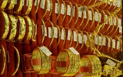 Sáng 2/3: Giá vàng tăng vọt ngay đầu phiên