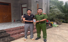 Nhận tin người đàn ông SN 1997 được chuyển khoản 60 triệu đồng, công an mời cô gái SN 2008 ở Hà Nội tới làm việc