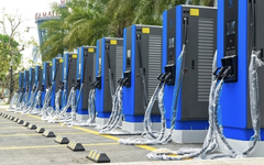 Đại gia may mặc bất ngờ muốn làm trạm sạc xe điện