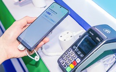 Không chỉ các ngân hàng, ZaloPay cũng thông báo ngừng cung cấp dịch vụ trên những điện thoại này