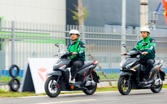 Grab hỗ trợ tới 4 triệu đồng khi tài xế mua xe máy điện Trung Quốc
