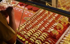 Người mua vàng từ vùng đỉnh 191 triệu đồng/lượng, giờ lãi lỗ ra sao?