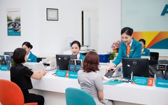 Ngân hàng đầu tiên giảm lãi suất sau cuộc họp với Thống đốc