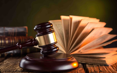 Hai doanh nghiệp bị xử phạt do vi phạm công bố thông tin