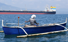 Ngoại trưởng một nước Đông Nam Á bị quốc hội chất vấn: Tại sao phải xin phép Mỹ để mua dầu Nga?