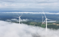 Từ công trường ‘3 không’ đến dòng điện vượt biên giới: Cách Bầu Hiển làm nên kỳ tích Savan 1 trong 16 tháng