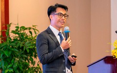 Chuyên gia: Cơ quan thuế không bắt mở tài khoản hộ kinh doanh nhưng thông tư của ngân hàng nhà nước vẫn yêu cầu