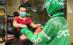 Hộ kinh doanh bán qua Grab, doanh thu 1,5 tỷ đồng/năm phải kê khai thuế và xuất hóa đơn thế nào? Cục Thuế giải đáp