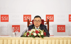 Cổ đông hỏi có dám “hứa” cổ phiếu SSI tăng như Vingroup, Chủ tịch Nguyễn Duy Hưng: “Không nghĩ đến chuyện đó, chứ chưa nói đến việc hứa”